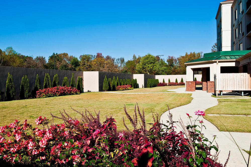 Courtyard By Marriott Decatur Hotel Exterior foto