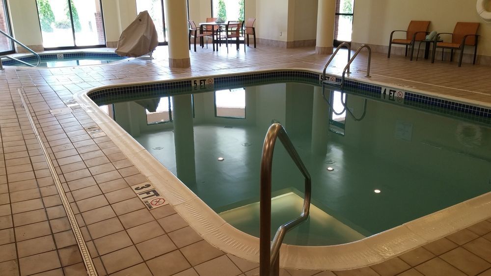 Courtyard By Marriott Decatur Exterior foto